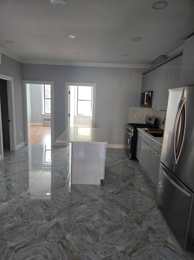 Foto del edificio - 1436 Nostrand Ave
