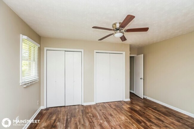 Foto del edificio - 2774 Whisper Ct