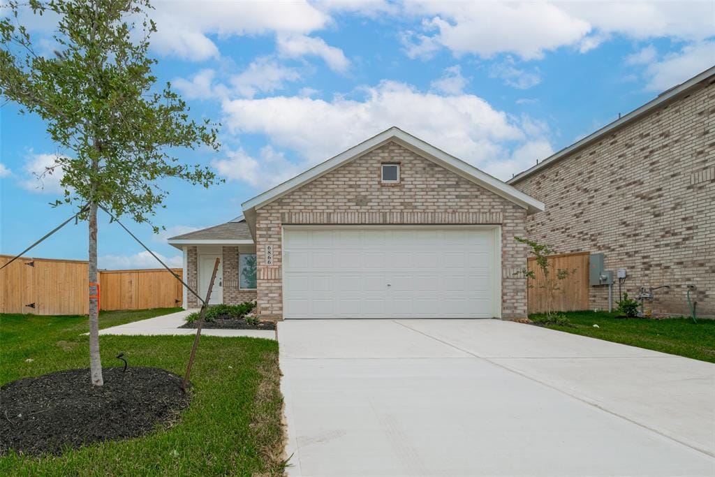 Primary Photo - 6866 Lantana Leaf Ln