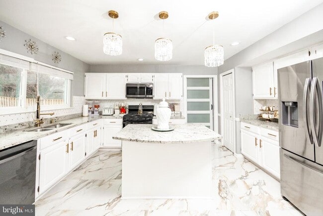 Building Photo - 15013 Jerimiah Ln