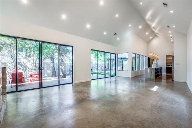 Building Photo - 6151 Llano Ave