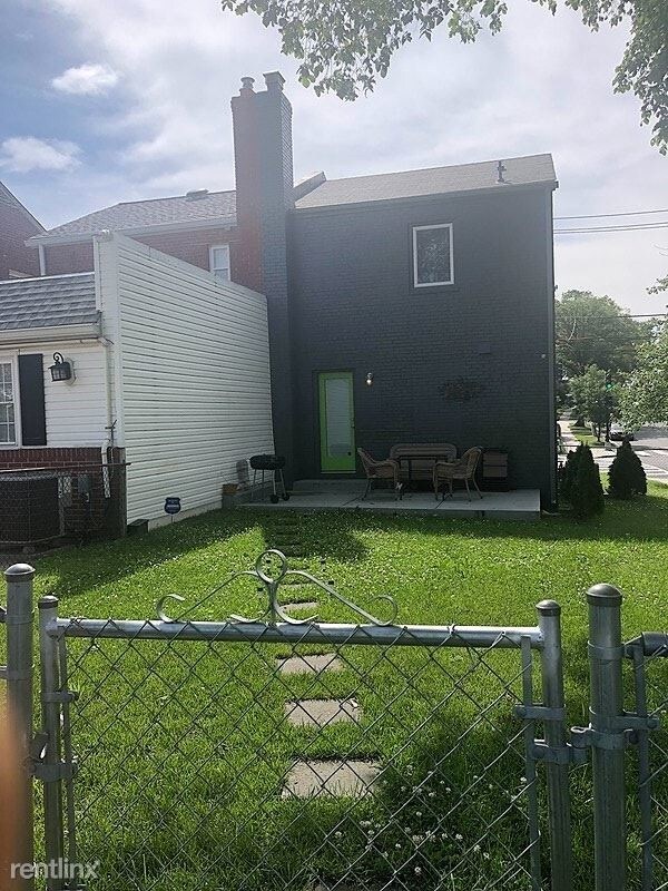 Foto del edificio - 400 Riggs Rd NE