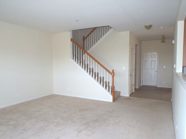 Building Photo - 1463 Yellowstone Dr