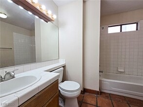 Building Photo - 8452 Boseck Dr