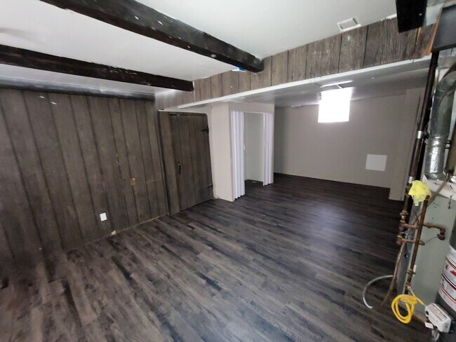 Foto del edificio - 5036-5038 N Topping Duplex