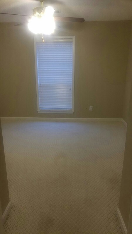 Foto del edificio - 861 Springville Dr