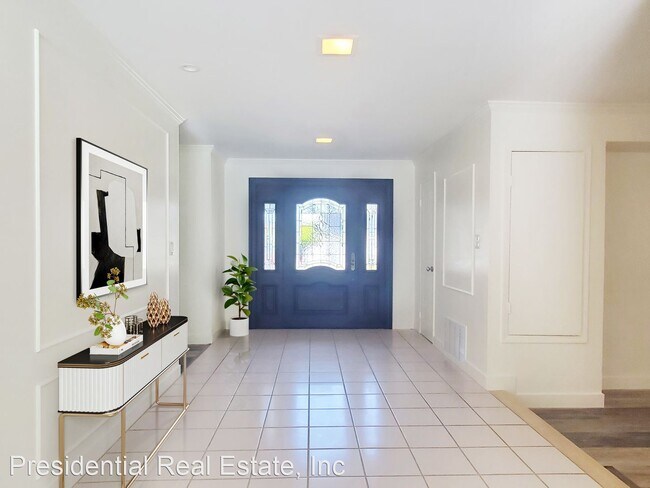 Building Photo - 4 br, 2.5 bath House - 875 Arcturus Cir