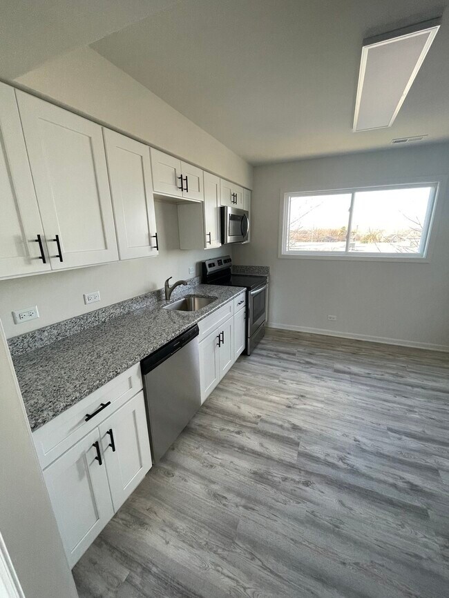 Building Photo - 10407 N Church St