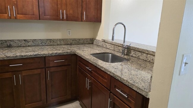 Building Photo - 15304 SW 72nd St