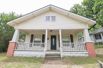 Building Photo - 412 N McKinley Ave