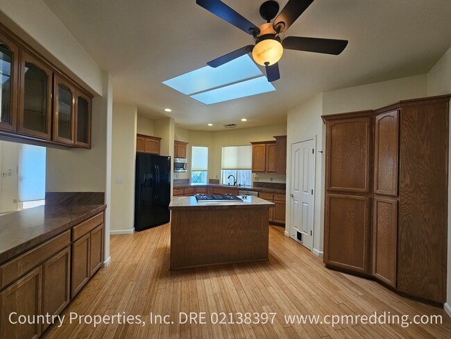 Building Photo - 1225 River Ridge Dr