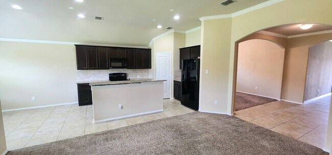 Foto del edificio - 1209 Nocona Dr