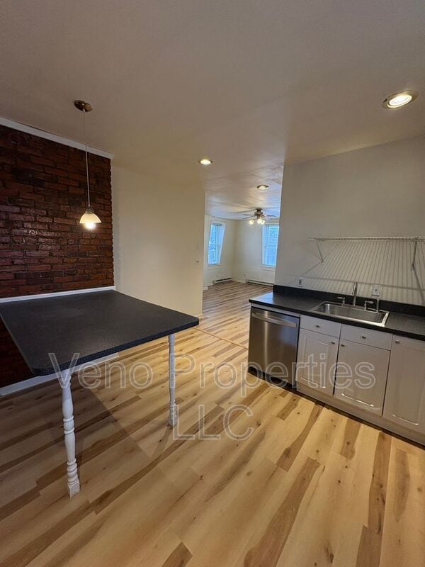 Building Photo - 80 Hudson Ave