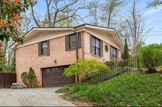 Building Photo - 2994 Baker Ridge Dr NW