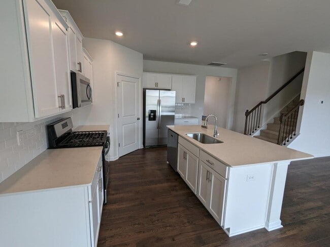 Building Photo - 1767 Odessa Ln