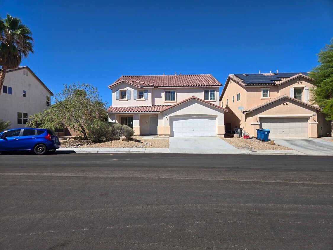 Foto principal - A Spacious 4 Bedroom House in Iron Mountai...