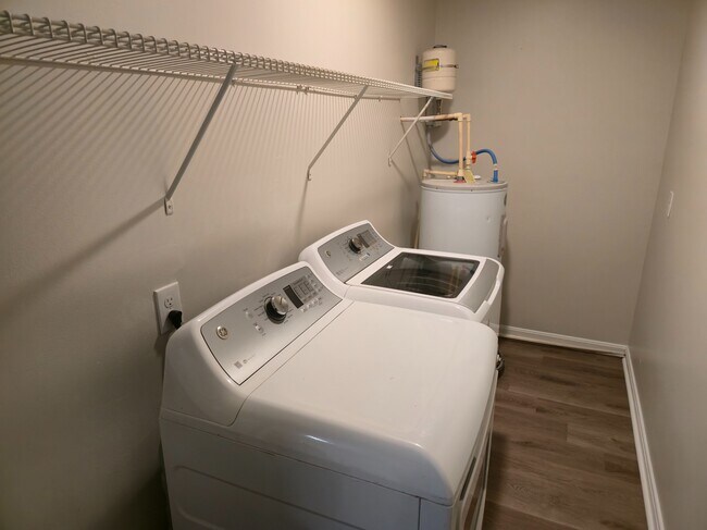 Foto del edificio - 194 Graham St