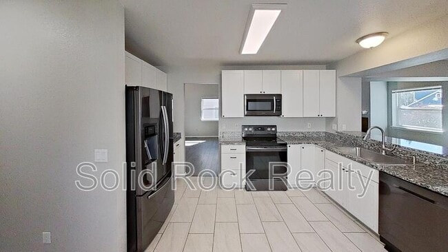 Foto del edificio - 6165 Katy Ct