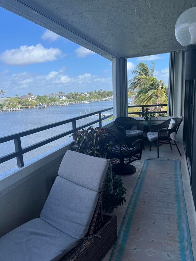Foto principal - 3555 S Ocean Blvd