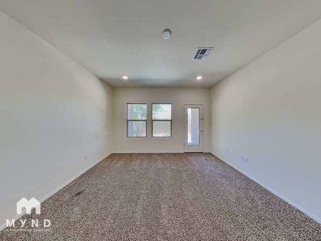 Foto del edificio - 2549 Calle Palta