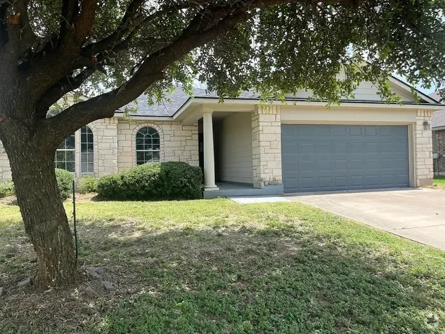 Building Photo - 10017 Barton Creek Dr