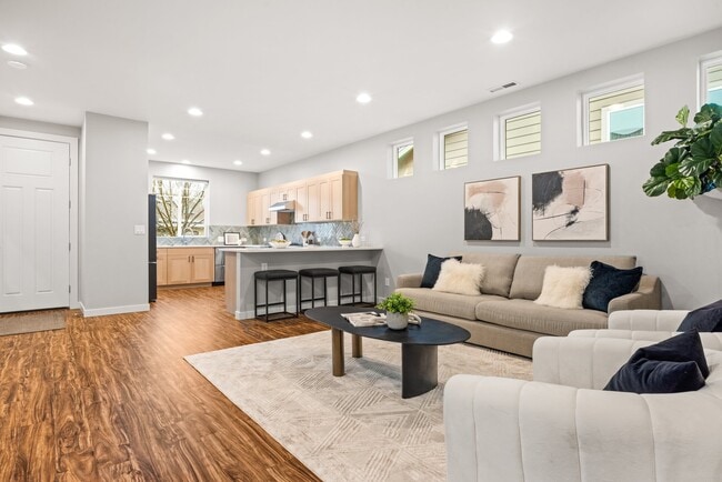 Foto del edificio - 19222 143rd St E