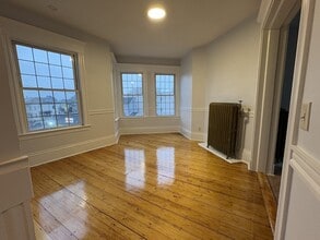 Building Photo - 363 Adams St