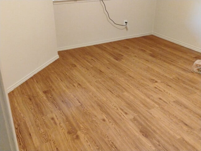 Photo - 4803 Hamilton Wolfe Rd Apartment