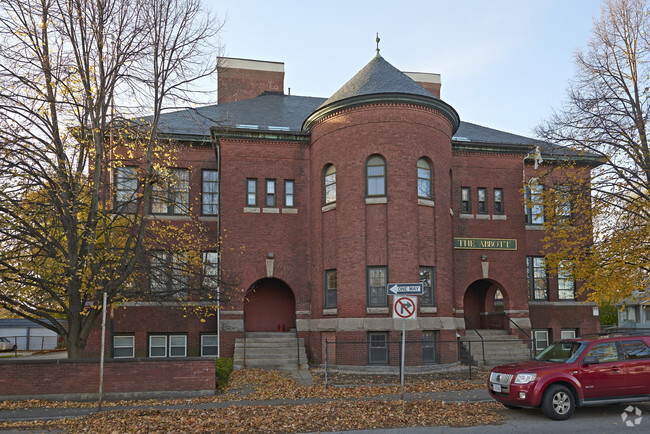 The Abbott Street Schoolhouse Apartments - Worcester, MA | Apartments.com