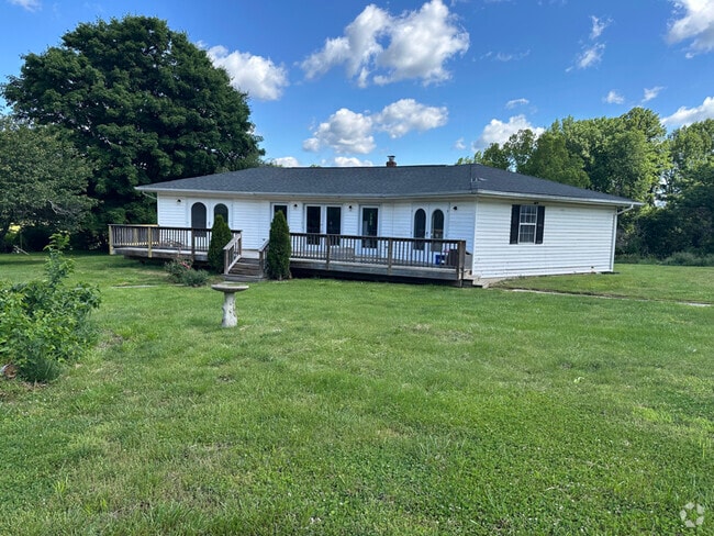 Building Photo - 13725 Martin Rd