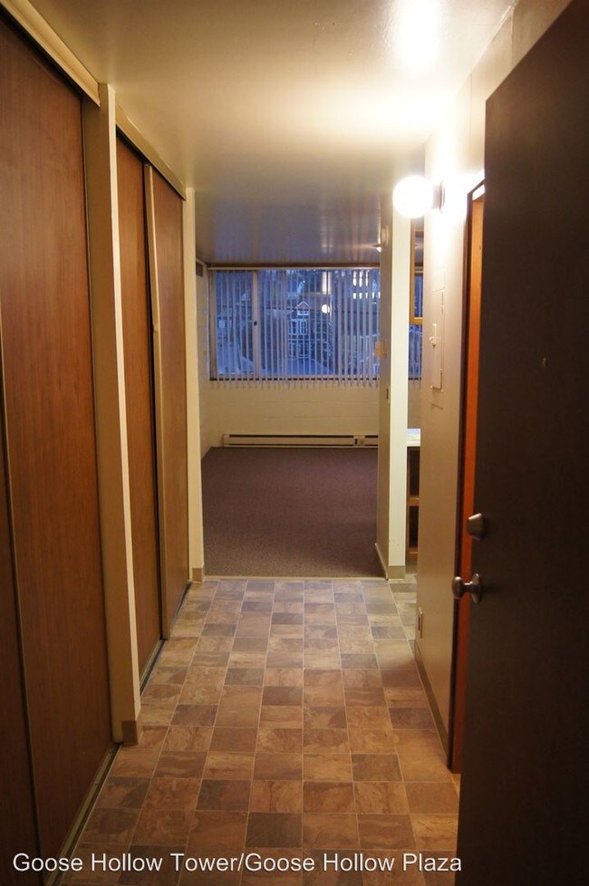 Goose Hollow Tower Rentals Portland, OR