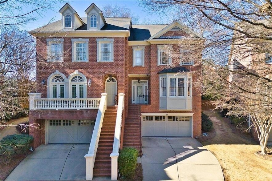 Foto principal - 610 Timm Valley Rd NE