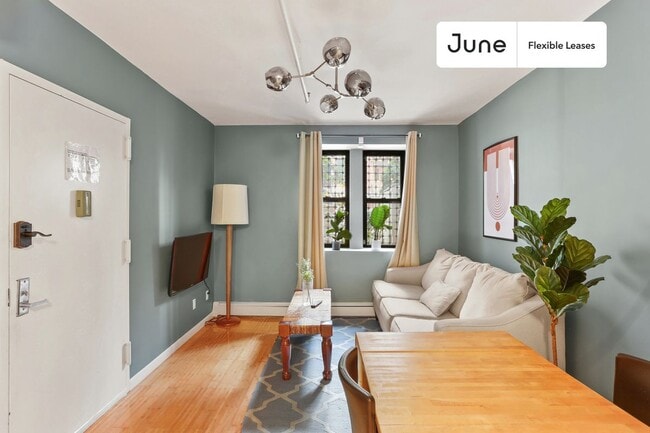 Foto del edificio - 310 West 137th Street
