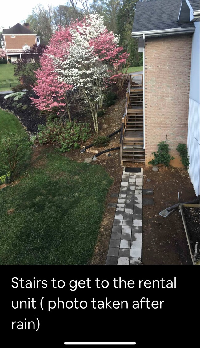 Building Photo - 2227 Granite Ct