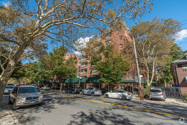 Foto del edificio - Kings Village