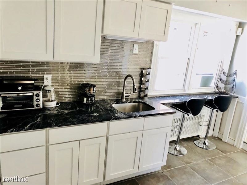Foto principal - 3 br, 1 bath House - 641 Fitch St