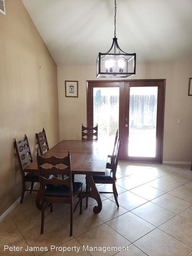 Foto del edificio - 4 br, 2 bath House - 3425 Valencia Hill Dr