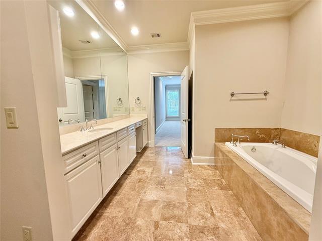 Foto del edificio - 6425 Bandera Ave