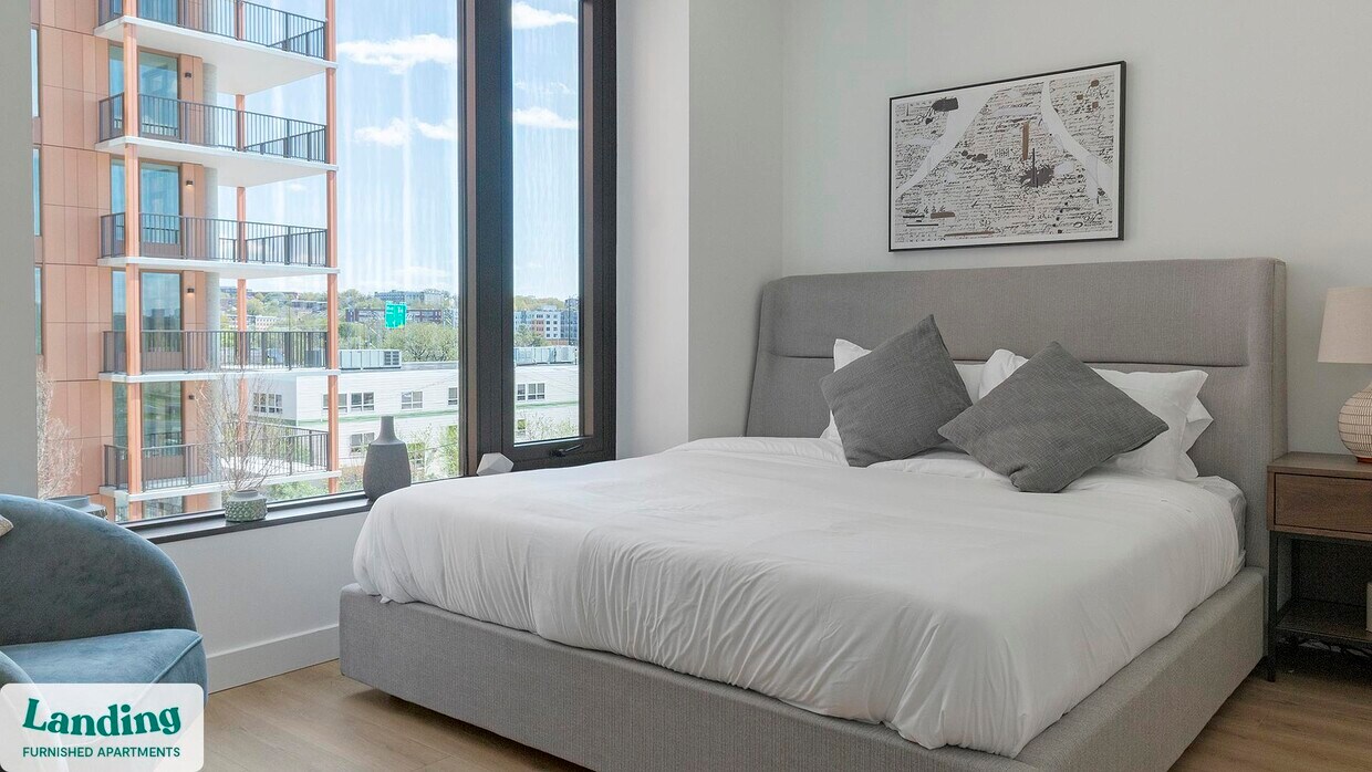 Building Photo - 632 Howard Rd SE