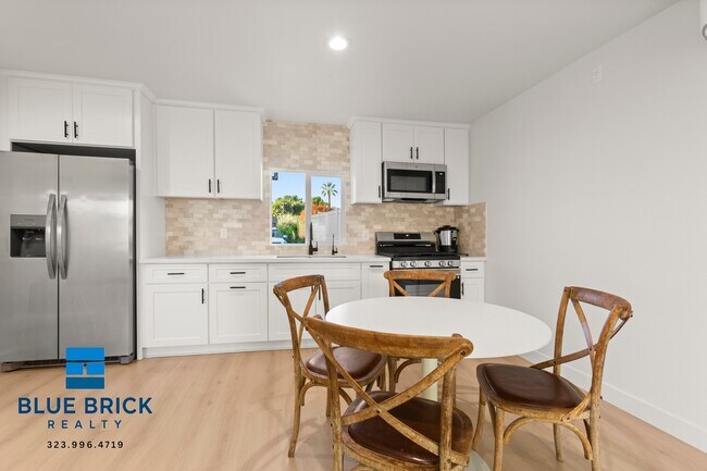 Foto del edificio - 12803 Waddell St