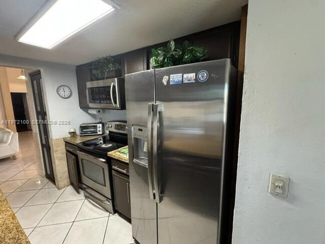 Photo - 2560 Azalea Ave House