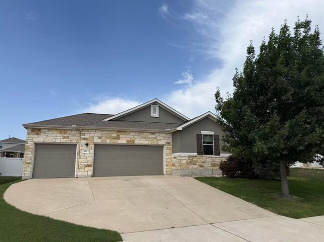 Building Photo - 5613 Lehman Way
