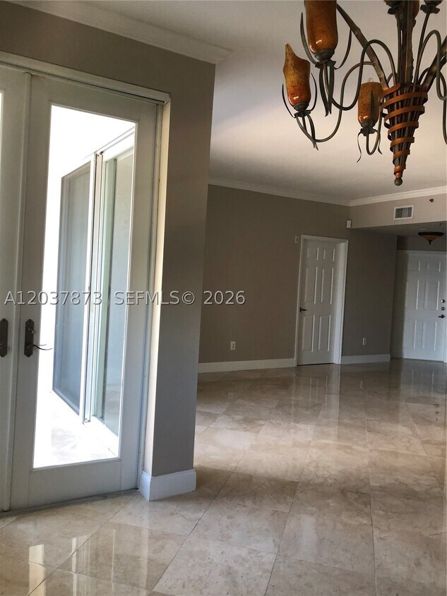 Foto del edificio - 3255 NE 184th St