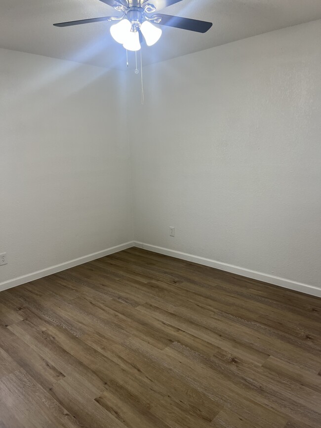 Building Photo - 2403 N Osage St