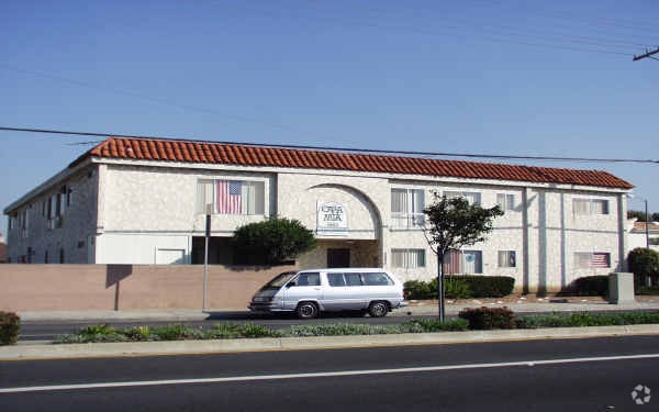 Primary Photo - 25424 Western Ave
