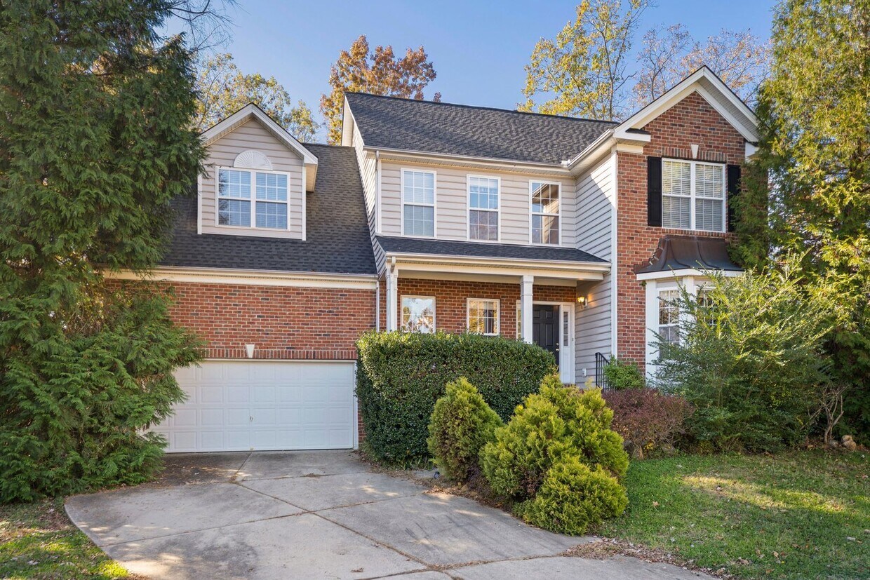 Primary Photo - Gorgeous Home in Windsor Park Chapel Hill!