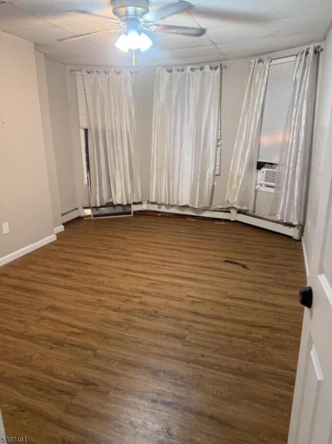 Foto del edificio - 85 Holsman St