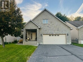 Building Photo - 114 Giroux Street