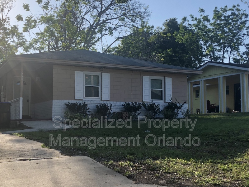 Foto principal - 330 S Lancelot Ave
