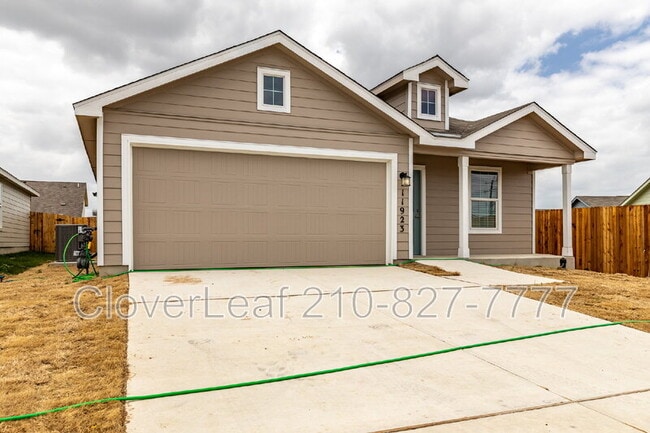 Photo - 11923 Sand Wedge Wy House